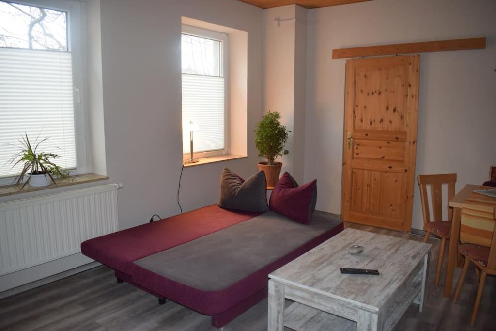 קוטבוס City Appartement Mit Garten, Zentral Und Trotzdem Ruhig מראה חיצוני תמונה